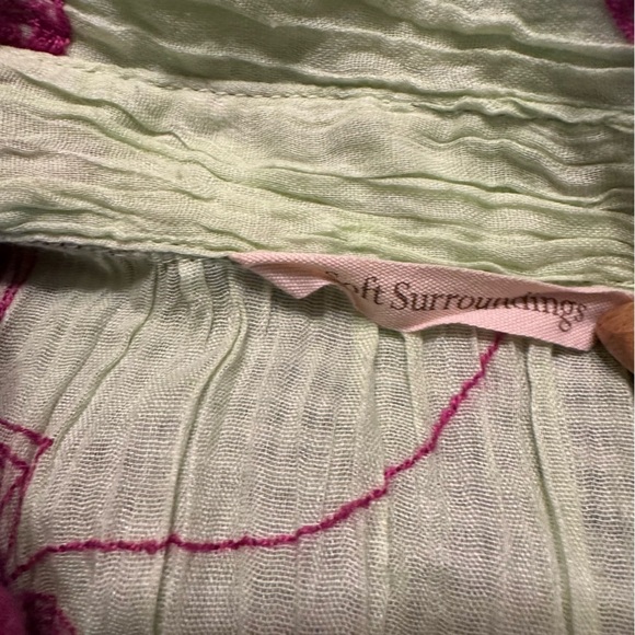 Soft Surroundings Shirt Mint Gauze w/Magenta Embroidery Pleated M (f6 - Picture 6 of 10